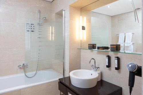 Junior Suite image 1