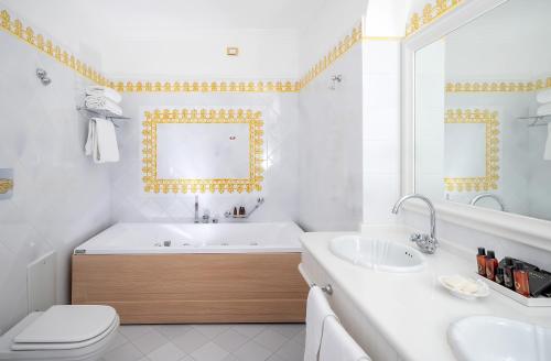 494301282 Hotel Quisisana