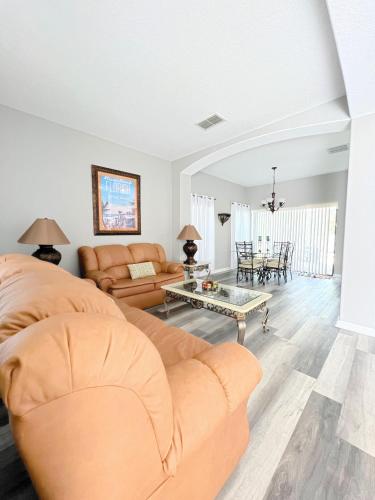 Clermont Vacation Homes by DWS Vacation - image 11