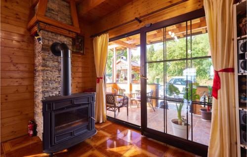 Cozy Home In Donja Zelina With Wifi
