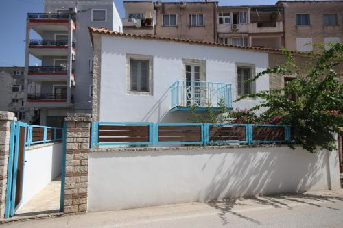 One-Bedroom Villa image 10