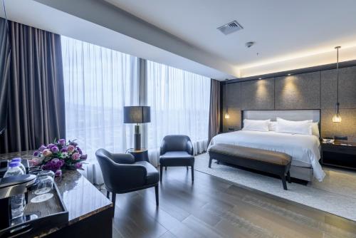 Eb Hotel By Eurobuilding Quito Airport in ตาบาเบลา