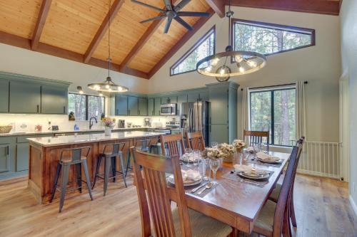 Pinetop Cabin with Deck Fire Pit Game Room and Views - image 12