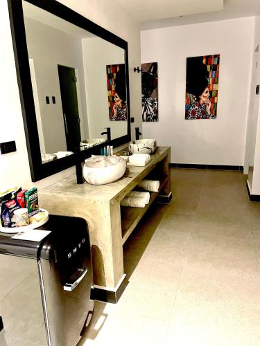 494346641 Epic Suites Bohol ADULTS ONLY