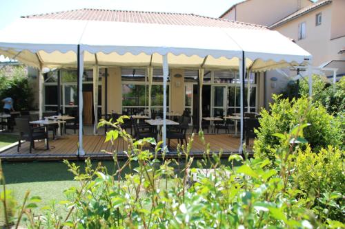 Hotel de La Poste in لا كافاليري