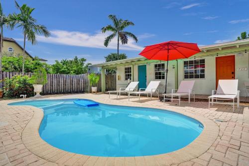 Swimming pool, Bimini House-Villa Rojas with Pool near Parker Playhouse