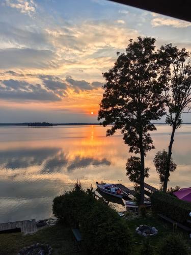 Apartamenty Fuleda nad jeziorem Dobskim Mazury Holiday