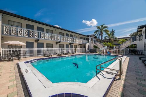 Days Inn & Suites by Wyndham Altamonte Springs - image 13