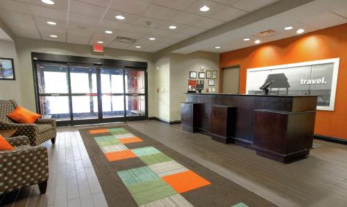 Photo - Hampton Inn & Suites Flowery Branch