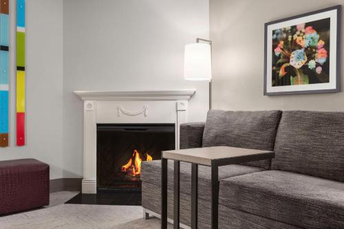 Hampton Inn Quakertown - image 8