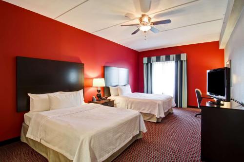 2 bedrooms, 4 beds