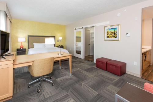 Hampton Inn - Palatka - image 9