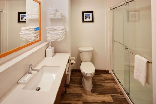 HAMPTON INN PARKER AZ Room Type - King Room