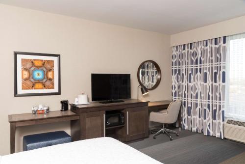 Hampton Inn & Suites Indianapolis-Keystone, IN