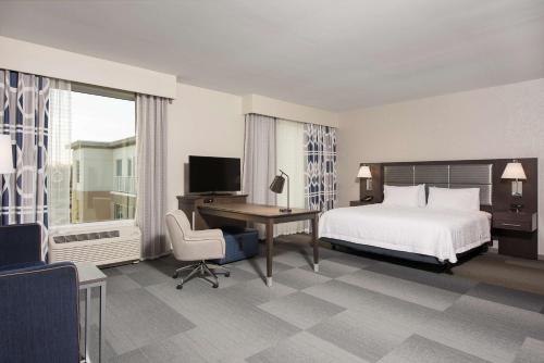 Hampton Inn & Suites Indianapolis-Keystone, IN