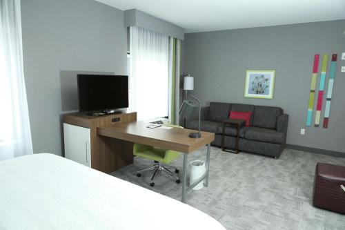 Hampton Inn & Suites Burlington - image 12