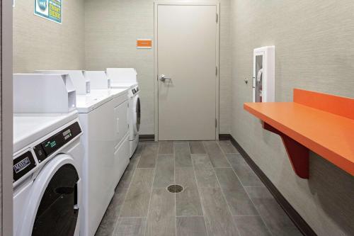 Home2 Suites By Hilton Salisbury - image 2