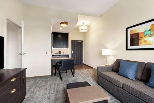 Homewood Suites By Hilton Horsham Willow Grove - image 11