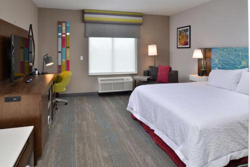 Hampton Inn & Suites Adrian, Mi