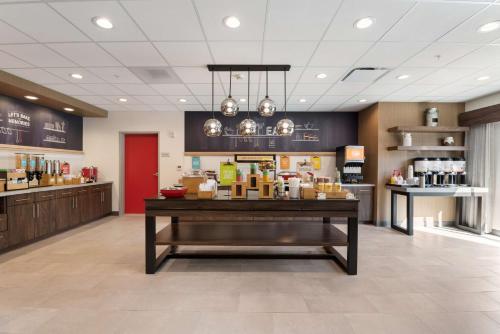 Hampton Inn Batesville Ar - image 12