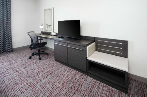 Hilton Garden Inn Irvine Spectrum Lake Forest - image 12