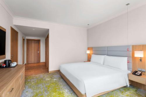 King Room - Mobility Accessible  image 2