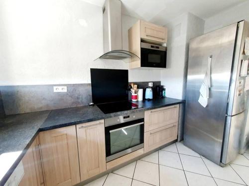 Cocina, Appartement avec 3 chambres 80m2 plein sud in Marignane