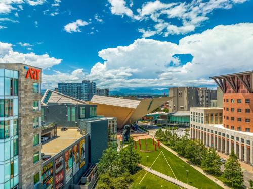 The Art Hotel Denver, Curio Collection by Hilton in Denver, USA