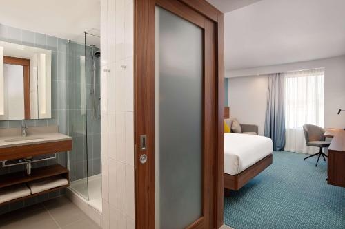 Hampton Inn Canterbury - image 4