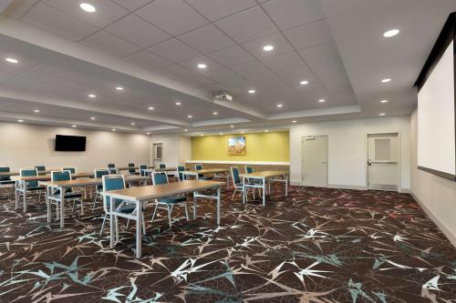 Home2 Suites by Hilton Vicksburg MS - image 12
