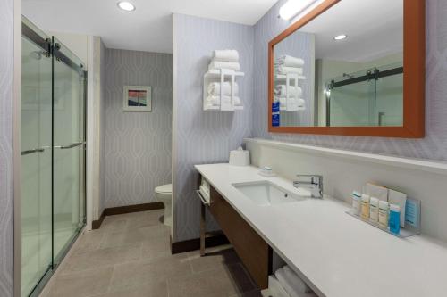 Hampton Inn & Suites Bloomfield Hills Detroit - image 12