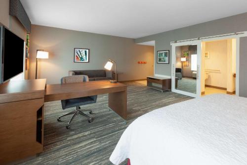 Hampton Inn & Suites Bloomfield Hills Detroit