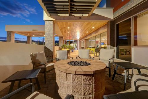 Home2 Suites By Hilton Las Vegas Northwest