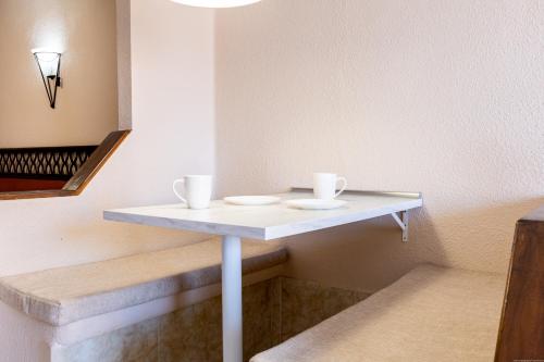 Studio in San Eugenio - image 9