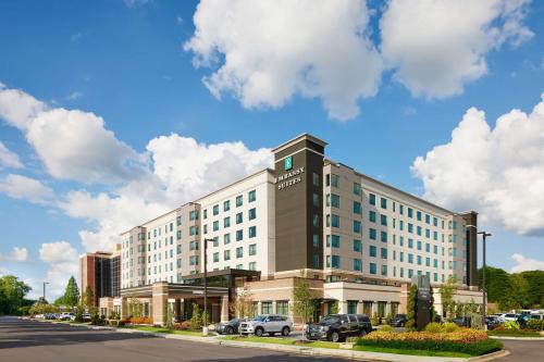 Embassy Suites By Hilton Atlanta Airport North in Atlanta, USA