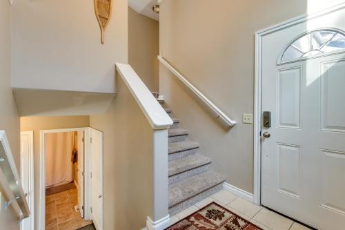 Accommodating Anchorage Abode Less Than 1 Mi to Jewel Lake - image 14