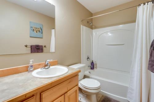 Accommodating Anchorage Abode Less Than 1 Mi to Jewel Lake - image 12