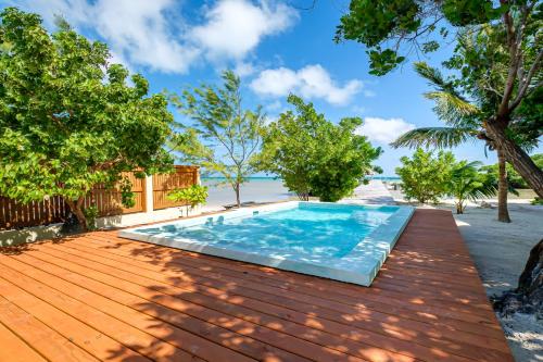 Beachfront Villa Island Pearl Gold Standard Certified