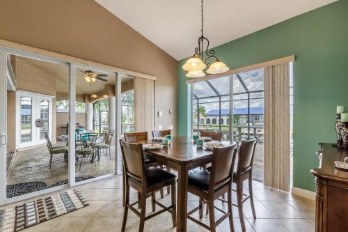 Villa Reel Serenity - Cape Coral - Roelens Vacations - image 2