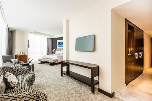Hyatt Regency San Luis Potosi - Tap to explore photos