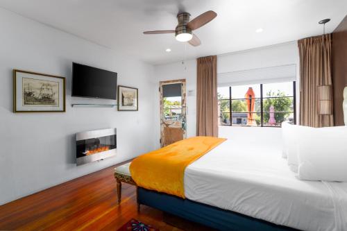 The Motor Lodge