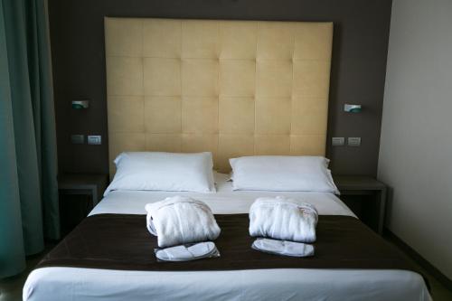 49441279 Yes Hotel Touring & SPA