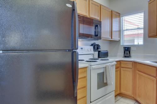 Phoenix Condo with Resort Perks and Mountain Views!, Phoenix (foto 9)