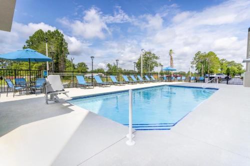 La Quinta Inn & Suites by Wyndham Valdosta - image 9
