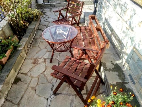 정원, Tanias House in 시아티스타