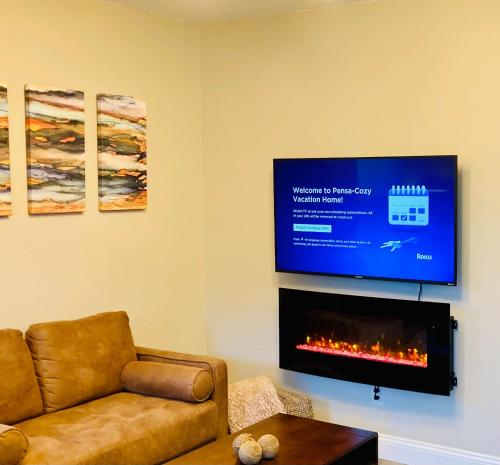 Pensa-Cozy Downtown bungalow, w/ backyard oasis! detail
