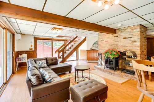Spacious Woodbury Home with Pool and Hot Tub!