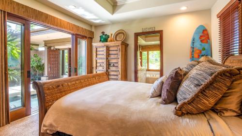 Mauna Lani Luxury Vacation Villas - CoralTree Residence Collection