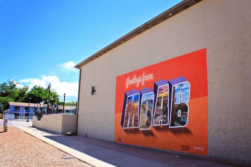 Bowen Motel - image 11