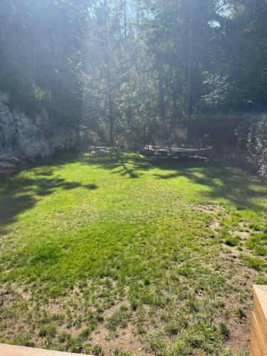Tranquil Haven of Natural Beauty in West Vancouver, Canada